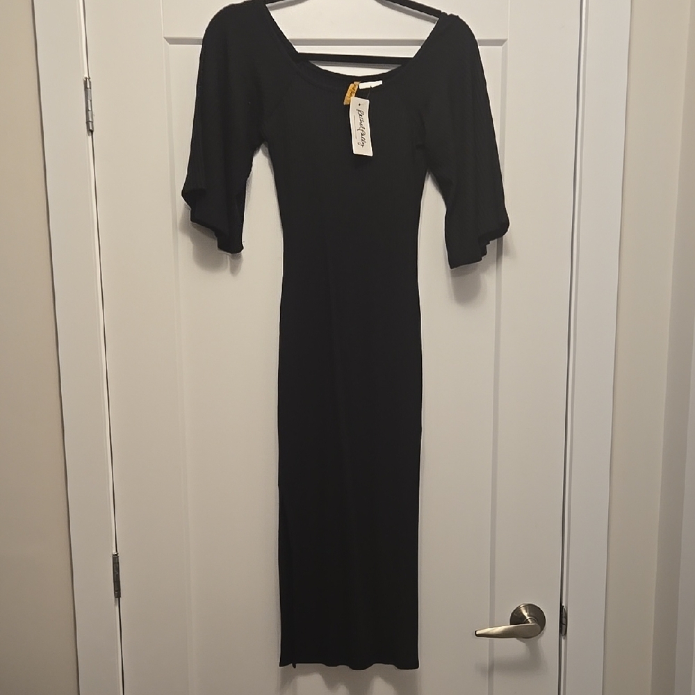 Elegant Black Midi Dress
